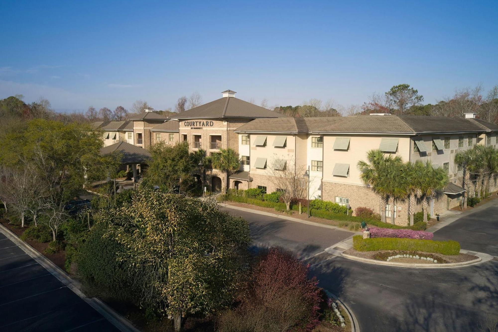 Courtyard Charleston Mount Pleasant Hotel Екстериор снимка